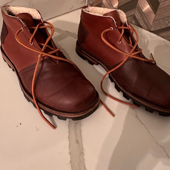 Men’s Chukka boots by UGG Australia, us sz 11 - Picture 2 of 7